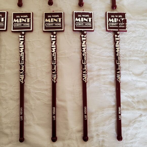 Vintage Las Vegas Mint Cocktail Swizzle Stir Sticks Set 12 Del Webbs Casino New - Picture 5 of 10